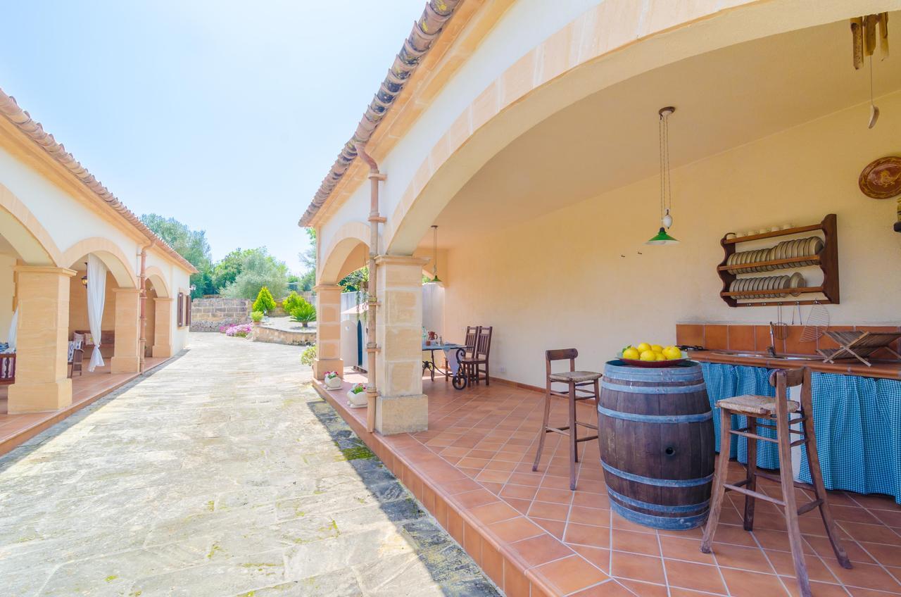 Ses Covetes Villa Petra  Bagian luar foto