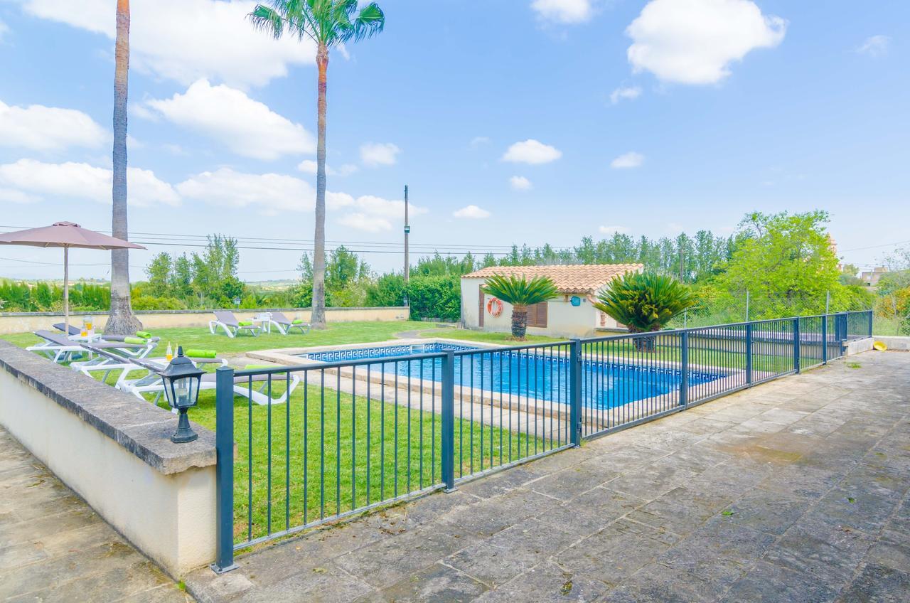 Ses Covetes Villa Petra  Bagian luar foto