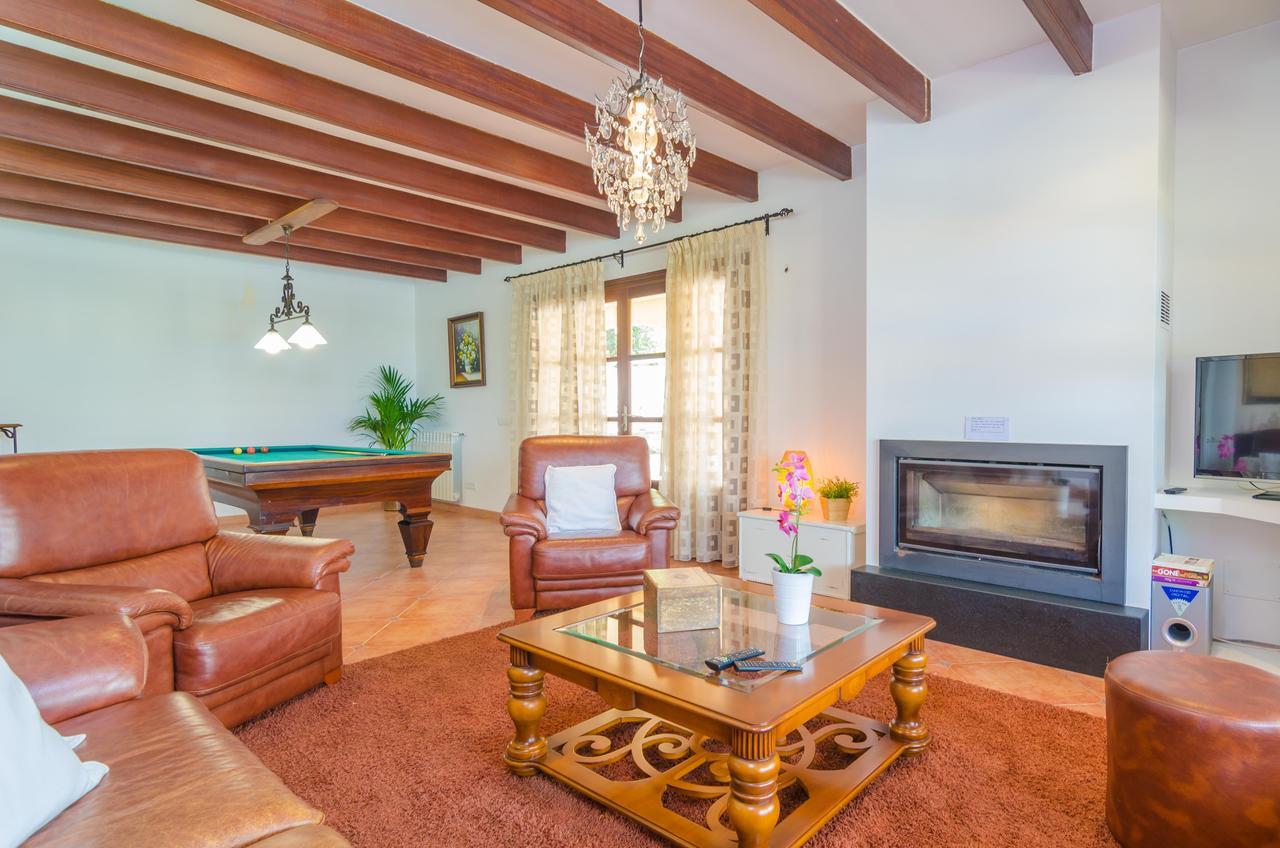 Ses Covetes Villa Petra  Bagian luar foto