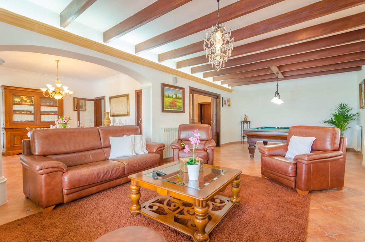 Ses Covetes Villa Petra  Bagian luar foto